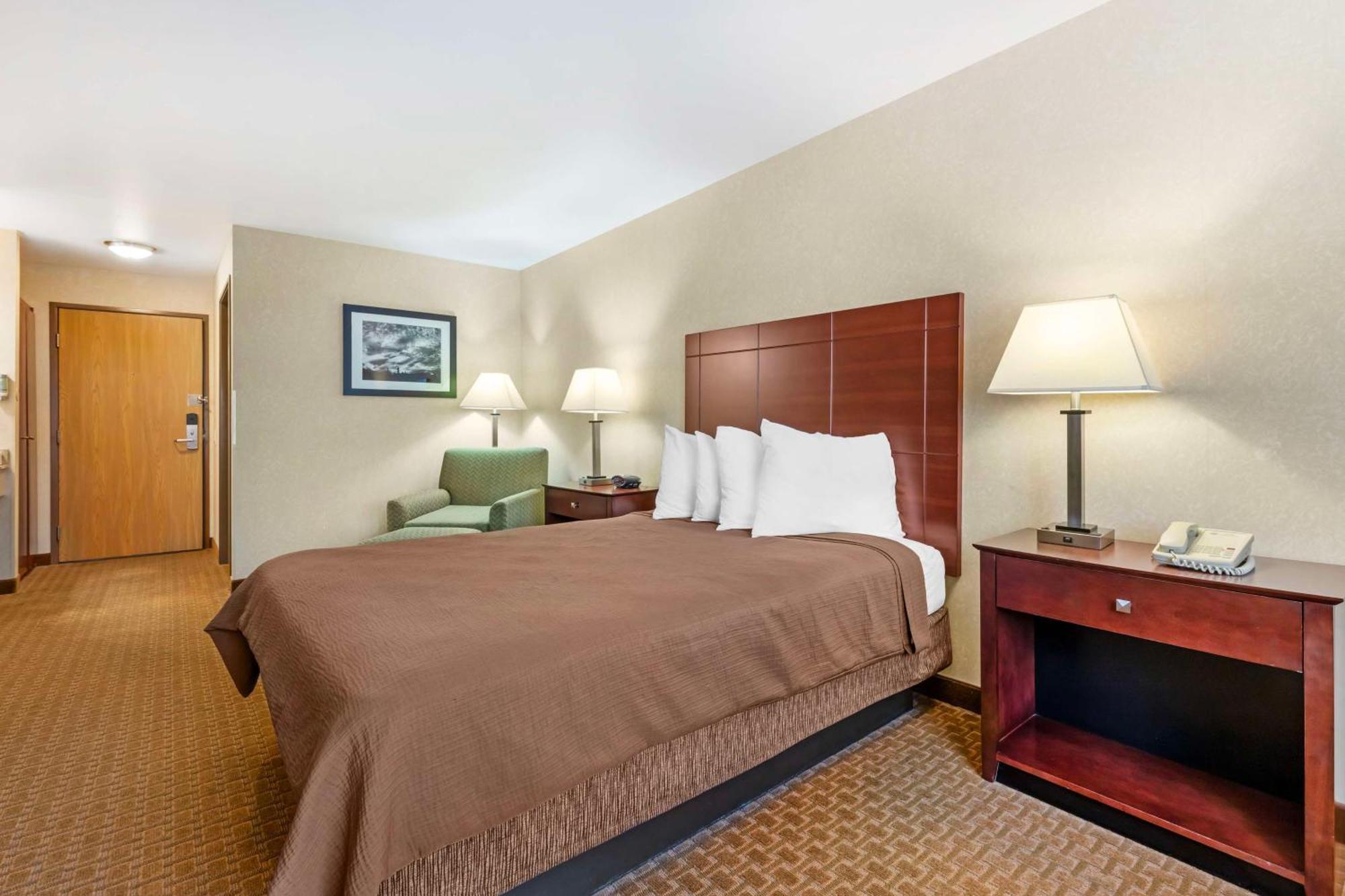Best Western Wittenberg Inn Екстериор снимка
