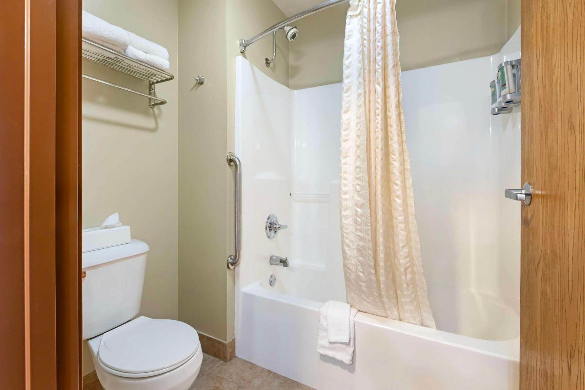 Best Western Wittenberg Inn Екстериор снимка