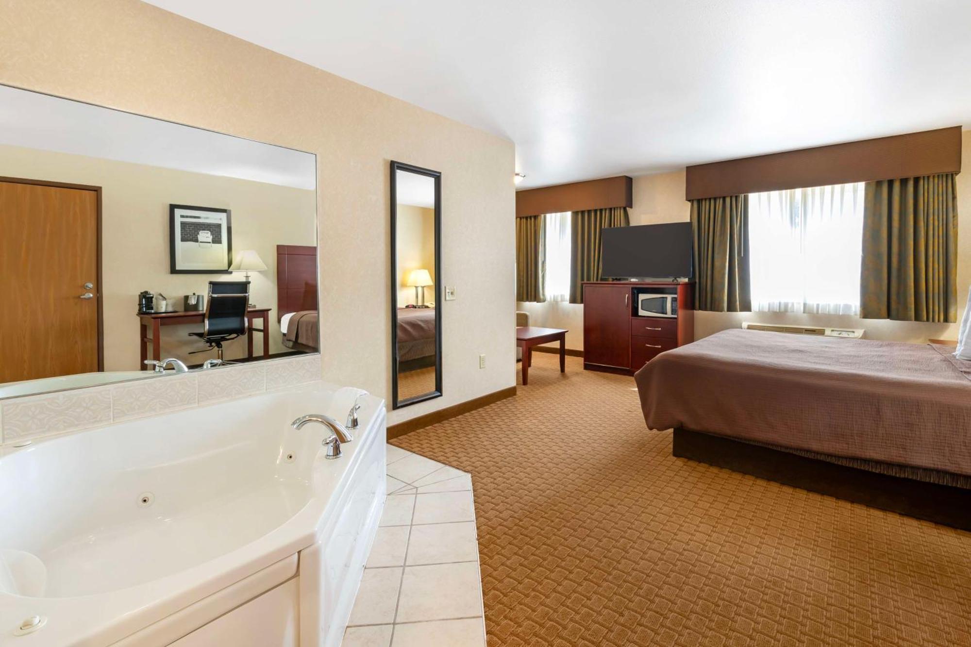 Best Western Wittenberg Inn Екстериор снимка