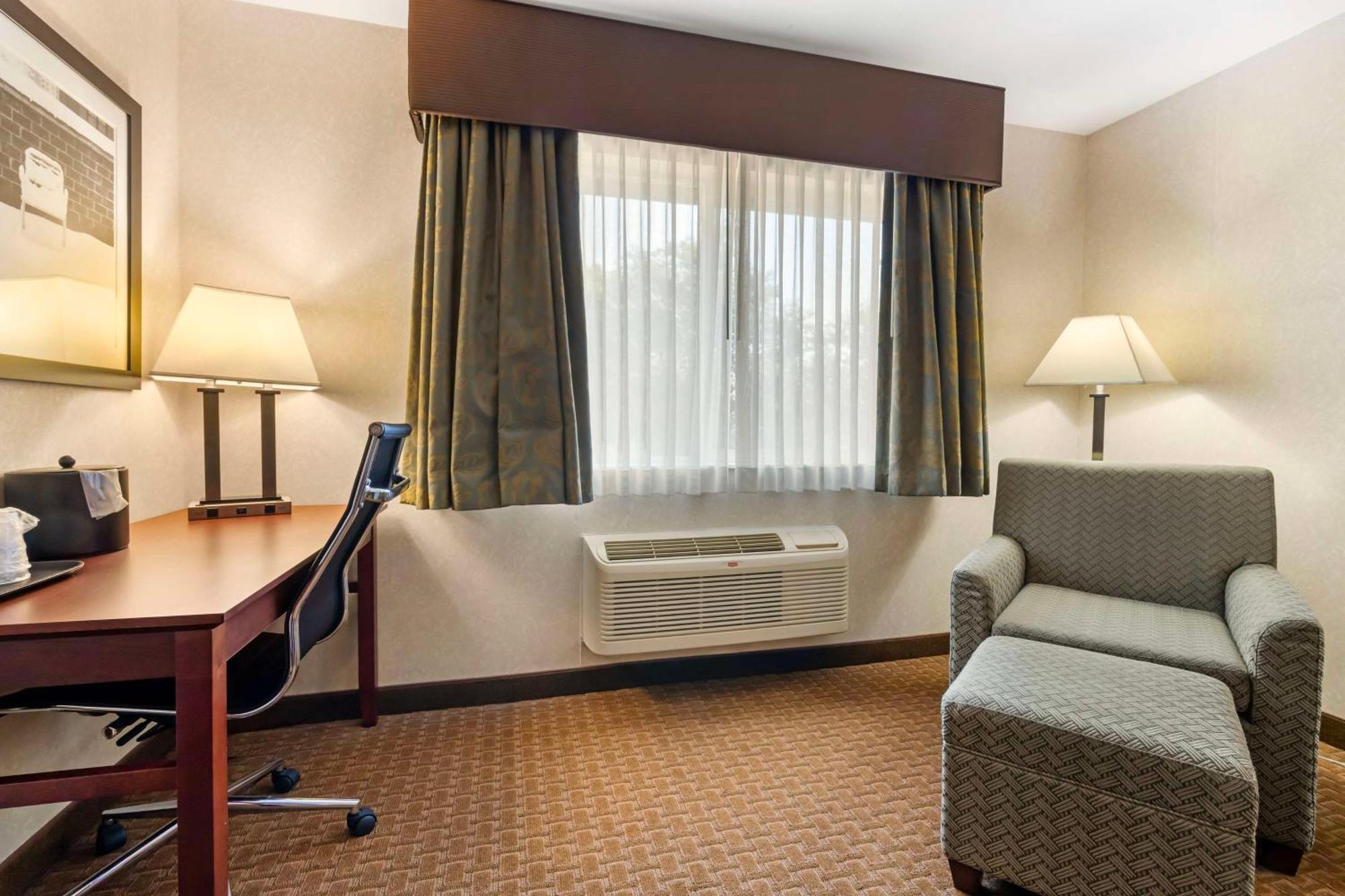 Best Western Wittenberg Inn Екстериор снимка