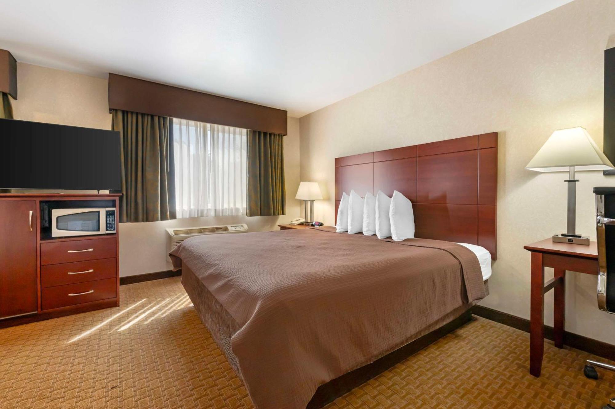 Best Western Wittenberg Inn Екстериор снимка