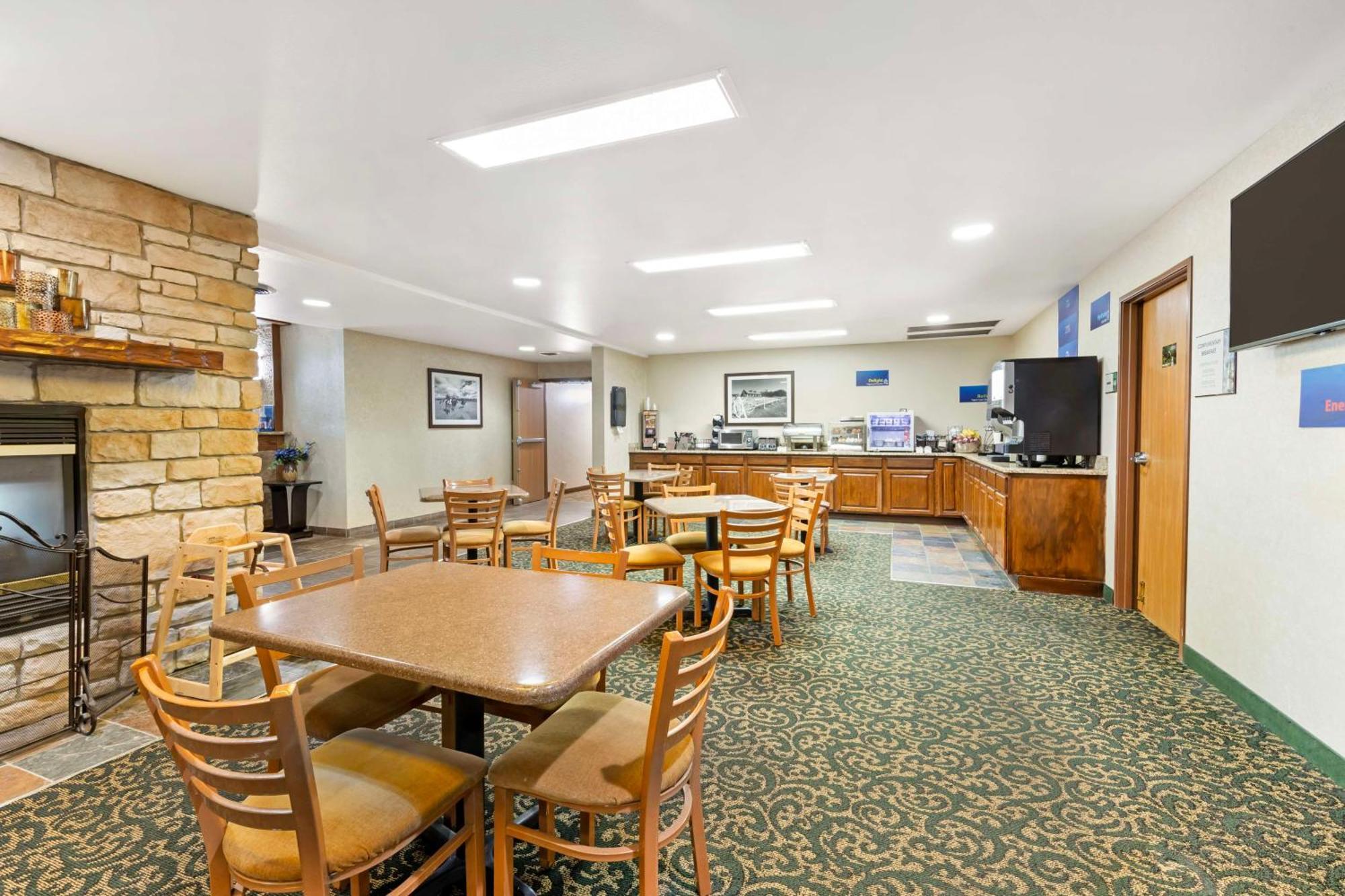 Best Western Wittenberg Inn Екстериор снимка