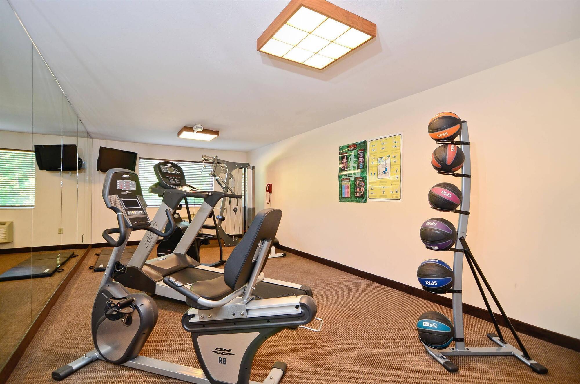 Best Western Wittenberg Inn Екстериор снимка