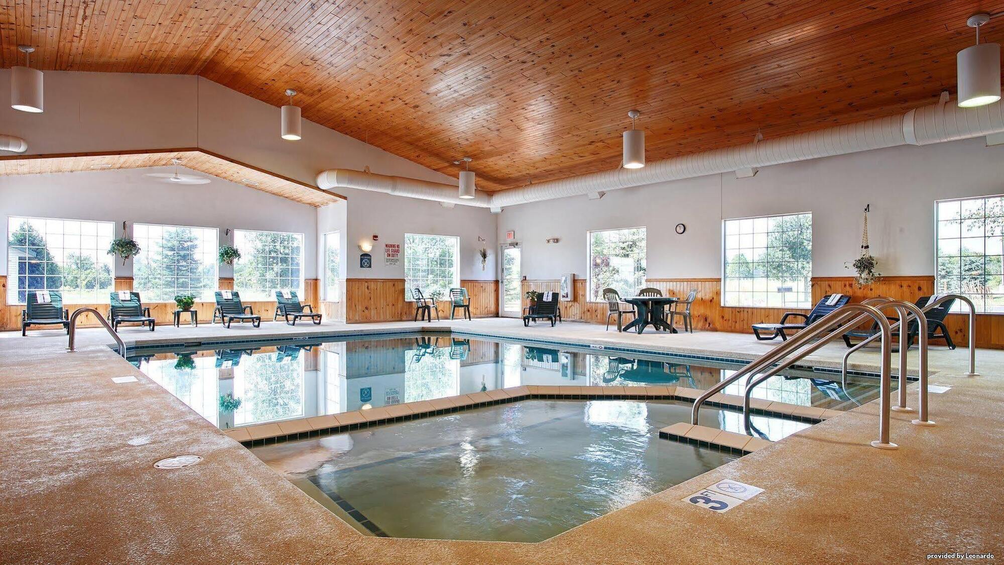 Best Western Wittenberg Inn Екстериор снимка