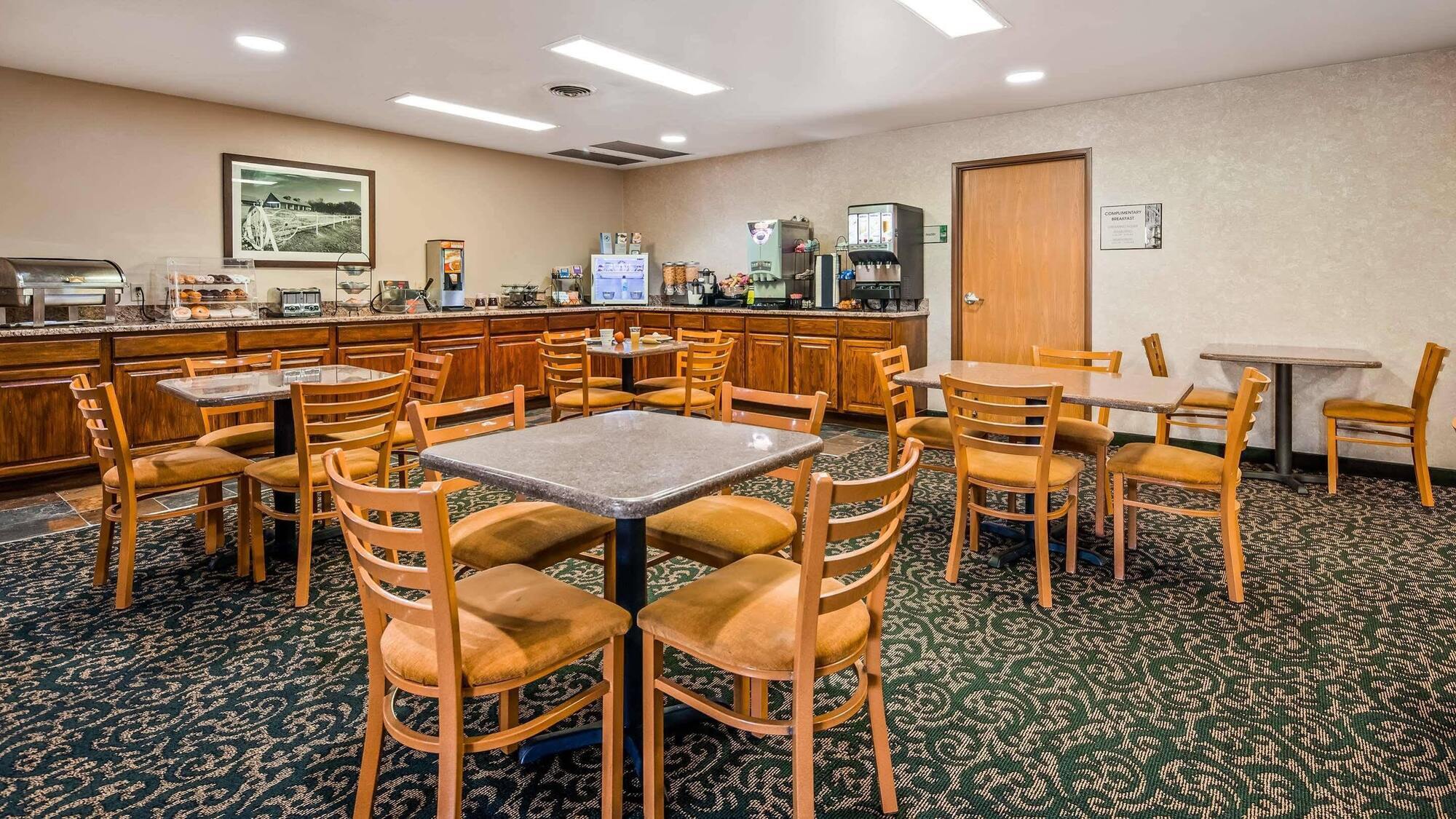 Best Western Wittenberg Inn Екстериор снимка